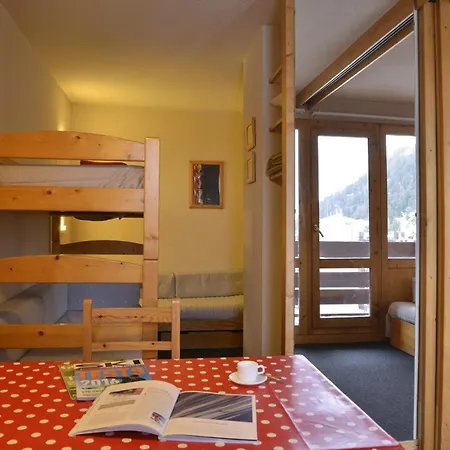 Appartement 3000 - Divisible Chaleureux · Accès Direct Aux Pistes · Balcon Mae-3698