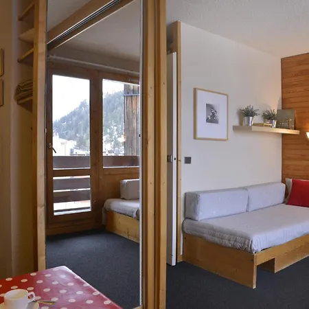 Appartement 3000 - Divisible Chaleureux · Accès Direct Aux Pistes · Balcon Mae-3698